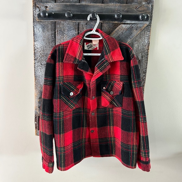 Bell Shirt Other - Vintage Men's Bell Shirt Wool Plaid Shacket Red & Black - size tag faded